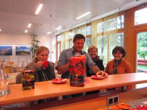 Kaffeeausgabe in der Cafeteria