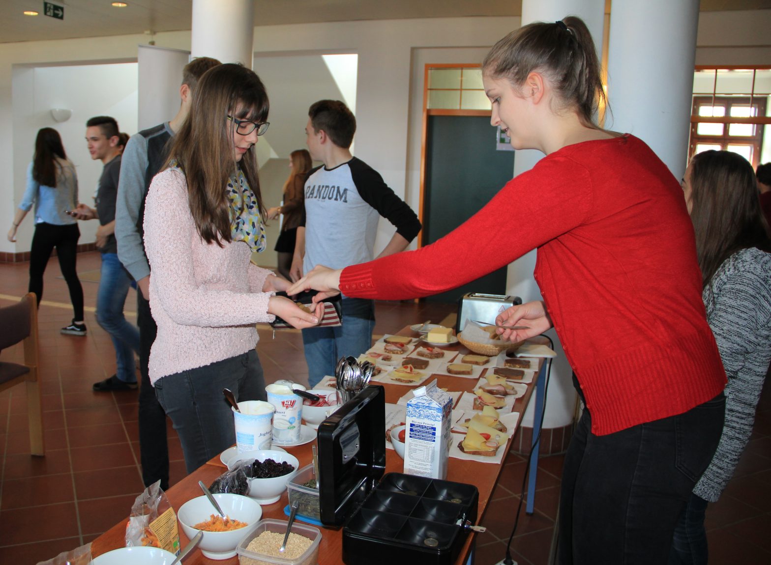 „FAIRES Frühstück“ in der HAK Laa