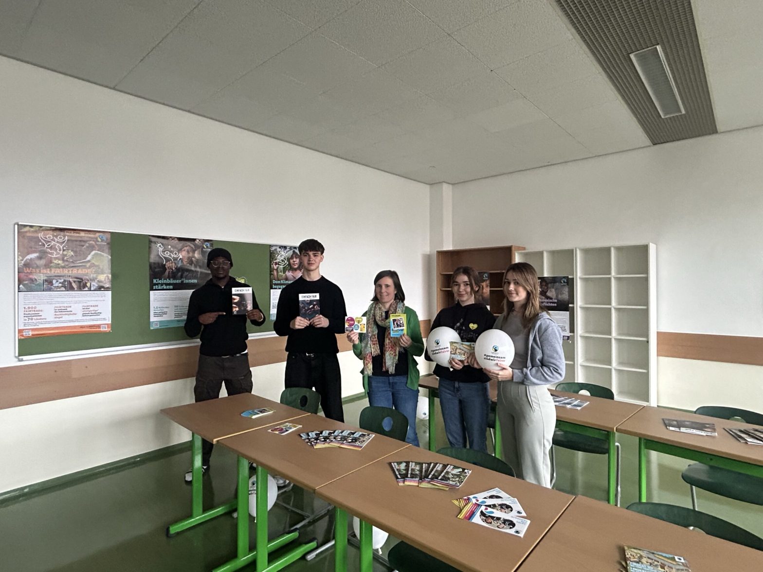Fair Trade Ausstellung HBLW Landwied