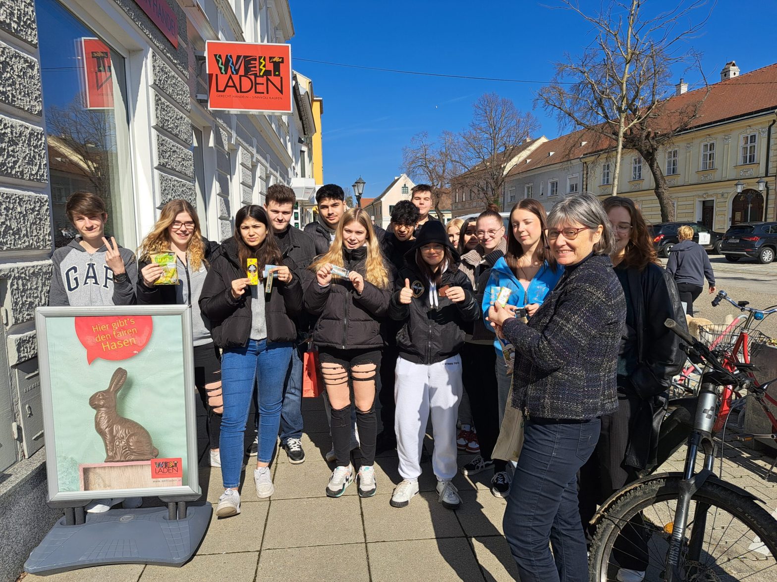 Lehrausgang in den Weltladen Laa