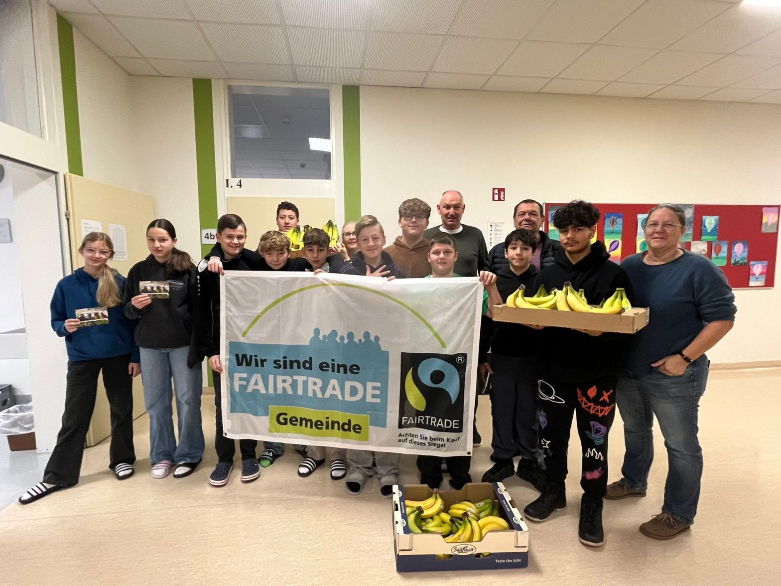 Gemeinsam für fairen Handel: FAIRTRADE-Bananen für Pinkafelder Schüler:innen
