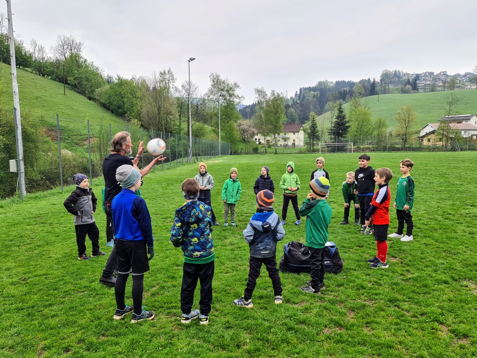 Fair Play trifft Fair Pay – Ein lehrreicher Fußballvormittag in Maria Neustift